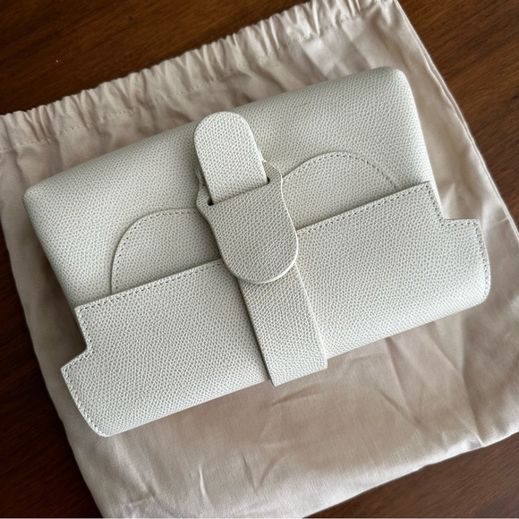 **SOLD** NWT Senreve discontinued BONE Aria belt bag - Picture 4 of 9